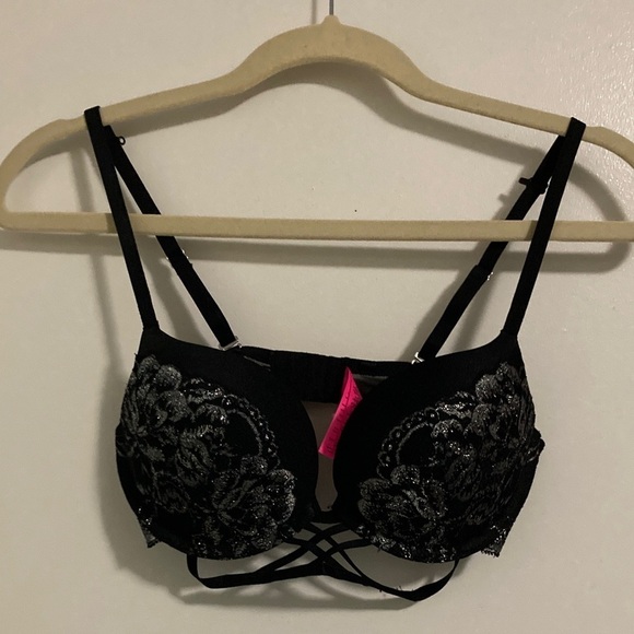 La SENZA Other - La Senza Beyond sexy black push-up with silver lace detailing 32C